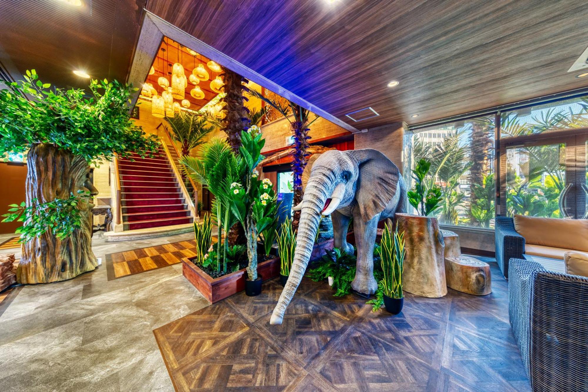 Hotel Lotus Okayama Adult Only Екстер'єр фото